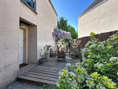 Maison à vendre 6 pièces de 114 m² à Jouy-le-Moutier