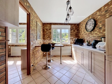 Maison à vendre 7 pièces de 184 m² à Vauréal