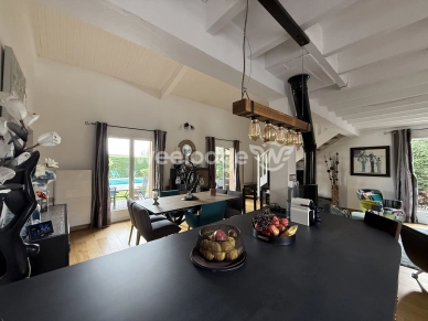 Maison à vendre 6 pièces de 206,76 m² à Cornebarrieu