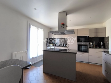 Maison à vendre 8 pièces de 161,05 m² à Conflans-Sainte-Honorine