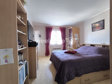 Maison à vendre 8 pièces de 161,05 m² à Conflans-Sainte-Honorine