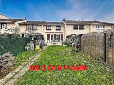 Maison à vendre 4 pièces de 76,24 m² à Éragny