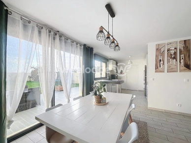 Maison vendu 6 pièces de 118 m² à Saint-Germain-lès-Arpajon