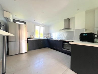 Maison à vendre 7 pièces de 140 m² à Vert