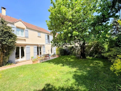 Maison à vendre 7 pièces de 185 m² à Élancourt