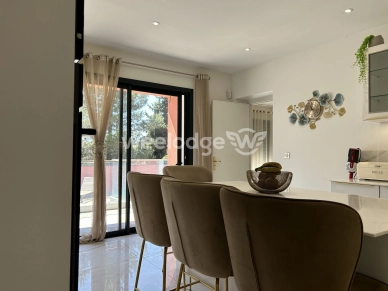 Maison à vendre 8 pièces de 186 m² à Boulbon