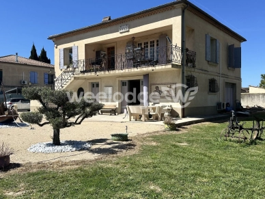 Maison à vendre 4 pièces de 127 m² à Noves