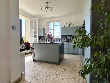 Maison à vendre 4 pièces de 127 m² à Noves