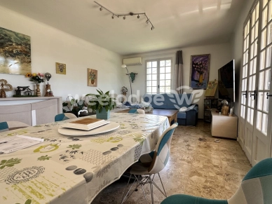Maison à vendre 4 pièces de 127 m² à Noves