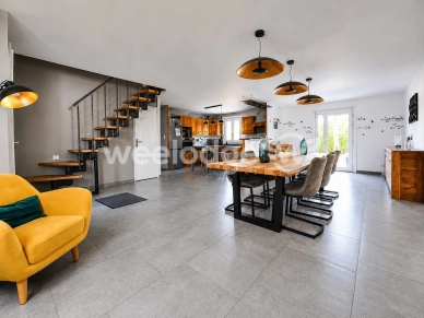 Maison à vendre 8 pièces de 160 m² à Neuf-Mesnil