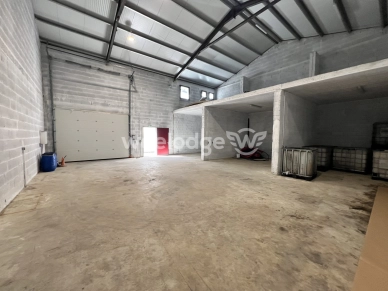 Local commercial à vendre de 223 m² à Villefranque