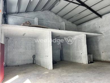 Local commercial à vendre de 223 m² à Villefranque