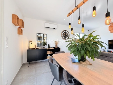 Maison à vendre 5 pièces de 88 m² à Tourrettes