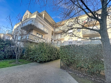 Appartement à vendre 2 pièces de 49,57 m² à Éragny