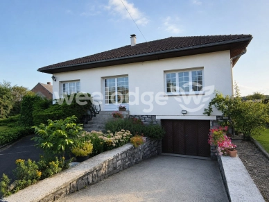 Maison à vendre 5 pièces de 114 m² à Saint-Hilaire-sur-Helpe