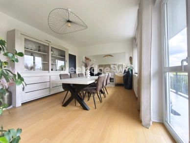 Appartement à vendre 5 pièces de 106 m² à Maubeuge