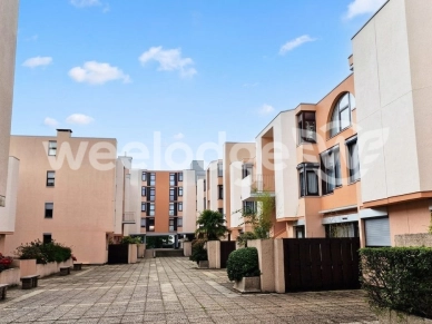 Appartement à vendre 3 pièces de 70 m² à Guyancourt