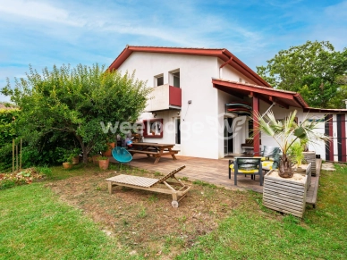 Maison à vendre 4 pièces de 88,85 m² à Ustaritz