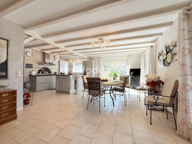 Maison à vendre 7 pièces de 205 m² à Les Adrets-de-l'Estérel