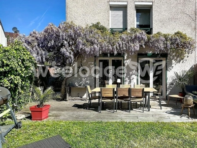 Maison à vendre 6 pièces de 114 m² à Jouy-le-Moutier