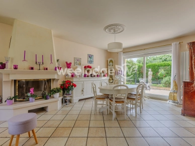 Maison à vendre 7 pièces de 165,12 m² à Andrésy