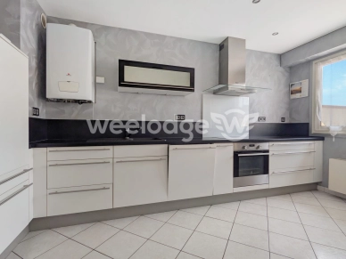 Maison à vendre 5 pièces de 90,4 m² à Carquefou
