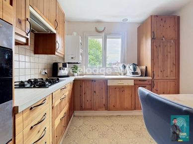 Maison à vendre 4 pièces de 80 m² à Jouy-le-Moutier