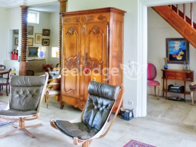 Maison à vendre 14 pièces de 400 m² à Lisieux