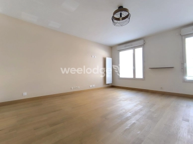 Local commercial à louer 3 pièces de 67 m² à Conflans-Sainte-Honorine
