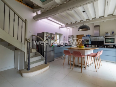 Maison à vendre 9 pièces de 270 m² à Vauréal