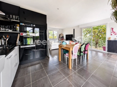 Maison à vendre 8 pièces de 203,26 m² à Carquefou