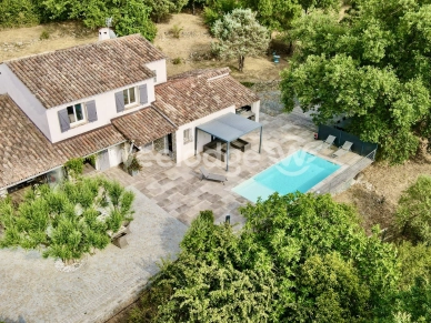 Maison à vendre 8 pièces de 169 m² à Tourrettes