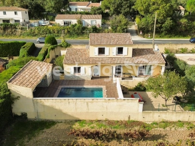 Maison à vendre 4 pièces de 149 m² à Rochefort-du-Gard