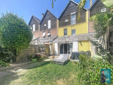 Maison à vendre 5 pièces de 98 m² à Jouy-le-Moutier