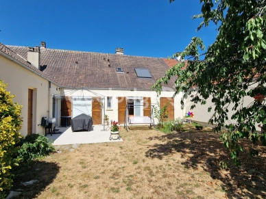 Maison à vendre 6 pièces de 125 m² à Élancourt