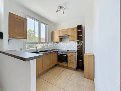 Maison à vendre 5 pièces de 92,51 m² à Osny