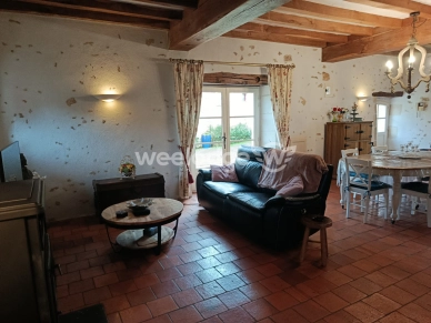 Maison à vendre 4 pièces de 93 m² à Saint-Hilaire-sur-Benaize