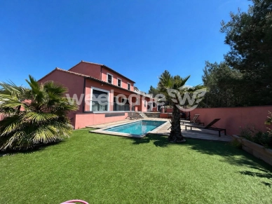 Maison à vendre 8 pièces de 186 m² à Boulbon