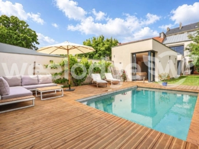 Maison à vendre 7 pièces de 151 m² à Nantes