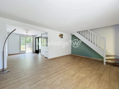 Maison à vendre 5 pièces de 87,39 m² à Éragny