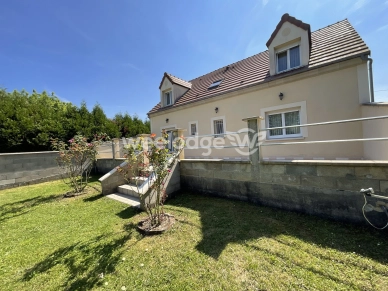 Maison à vendre 6 pièces de 145 m² à Sens