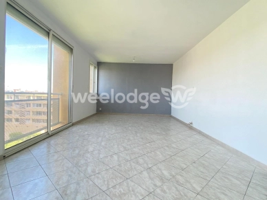 Appartement vendu 4 pièces de 84 m² à Le Pontet