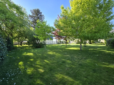 Maison vendu 7 pièces de 164 m² à Charonville