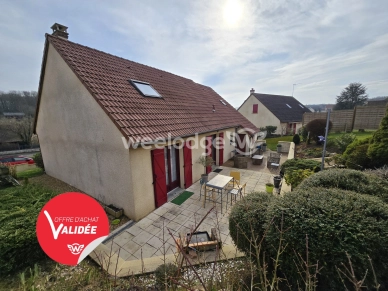 Maison vendu 6 pièces de 114 m² à Gasville-Oisème