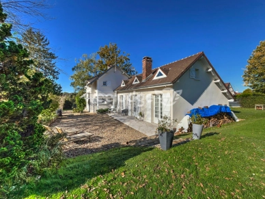 Maison vendu 8 pièces de 168 m² à Samoreau