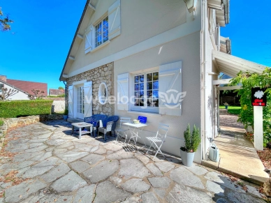 Maison vendu 8 pièces de 168 m² à Samoreau