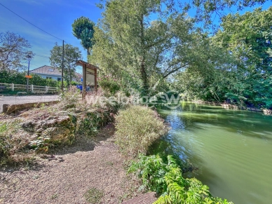 Maison vendu 7 pièces de 248 m² à Créteil