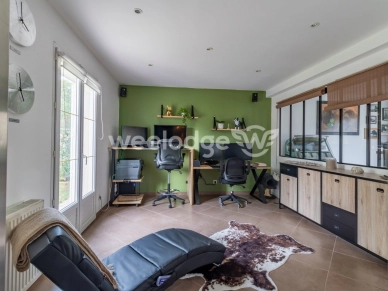 Maison à vendre 7 pièces de 170 m² à Boissy-l'Aillerie