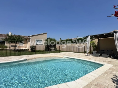 Maison à vendre 5 pièces de 160 m² à Entraigues-sur-la-Sorgue