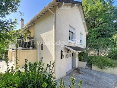 Maison à vendre 6 pièces de 91,2 m² à Maurecourt